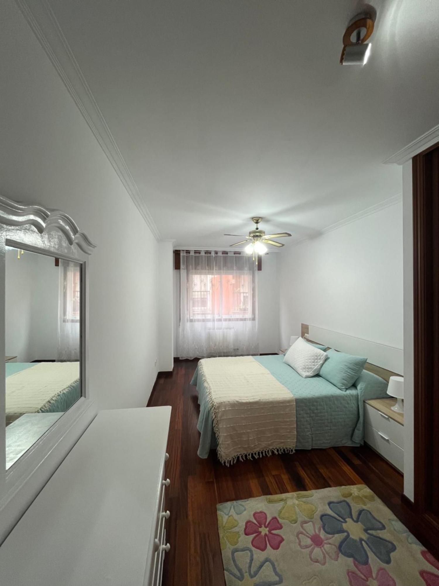 Apartamento Xacobe Grove, 120 Metros Totalmente Equipado, Luminoso, Centrico Y Con Plaza De Garaje O Grove Exterior photo